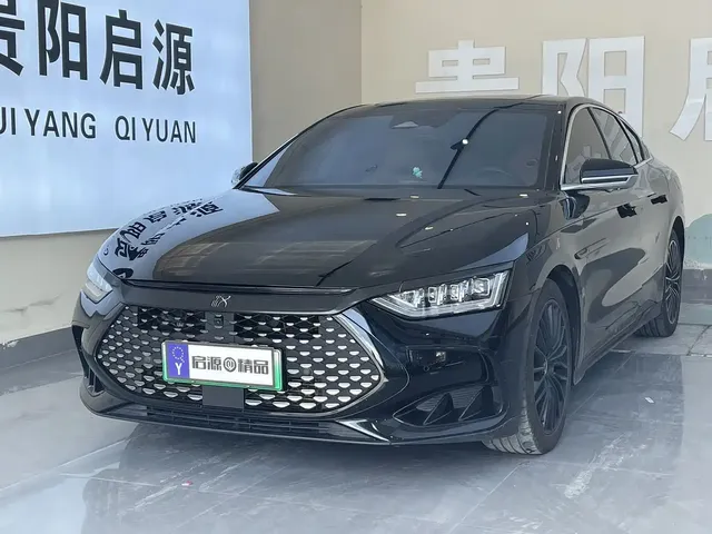 BYD Han 2022 DM-i 121KM Prestige