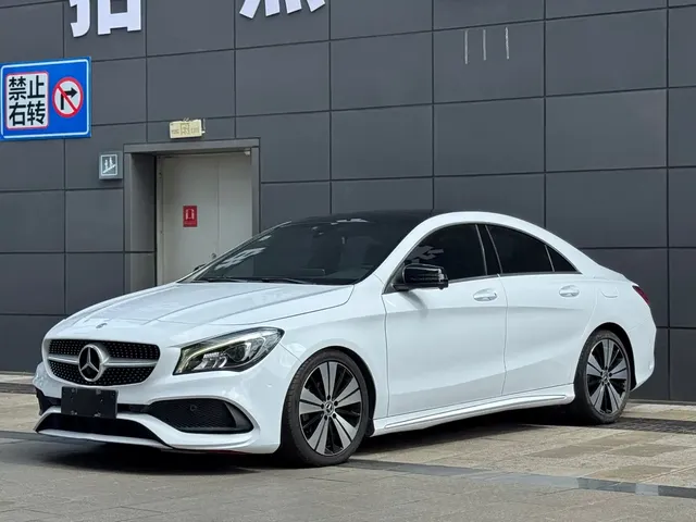 Mercedes-Benz CLA (Import) 2018 CLA 200 Fashion Edition