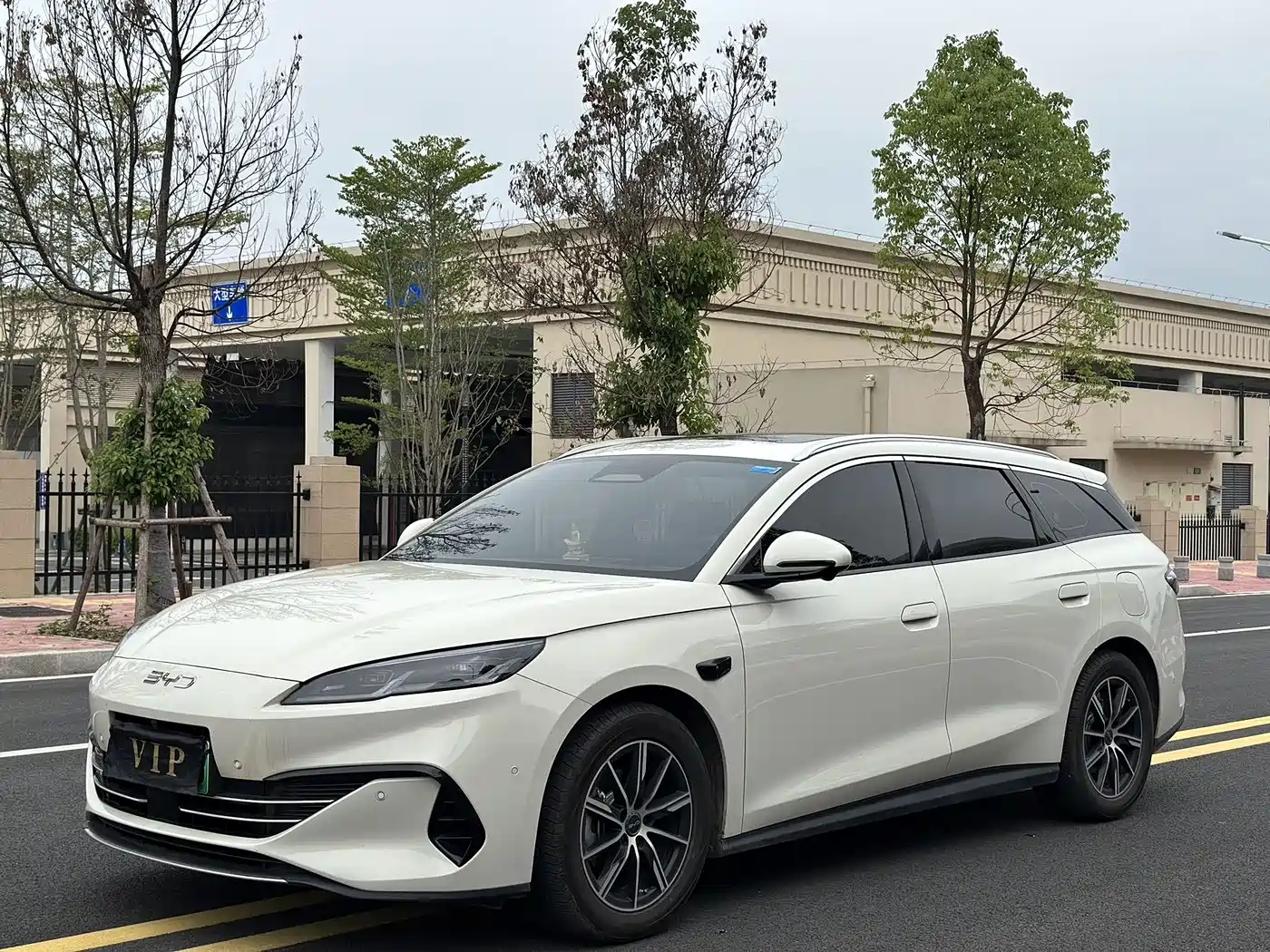 BYD Seal 06 DM-i Touring 2025 DM-i 80KM Premium