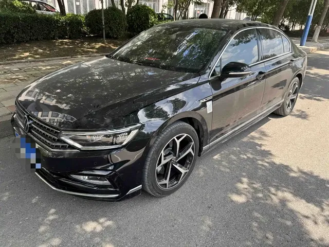 Volkswagen Magotan 2024 2 Million Units Public Sharing Edition 330TSI DSG Luxury