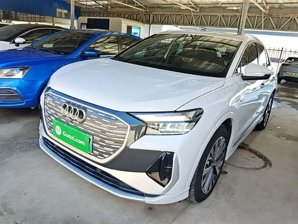 Audi Q4 e-tron 2022 40 e-tron Pioneer Edition