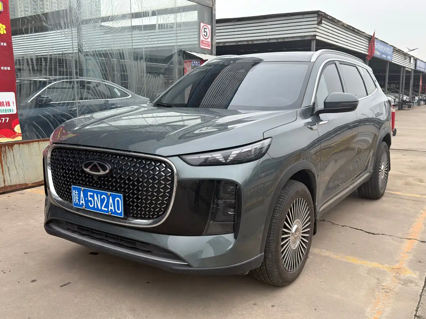 Chery Tiggo 8 PLUS 2025 290TGDI DCT Premium 5-seater