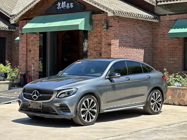 Mercedes-Benz GLC Coupe 2018 GLC 260 4MATIC Coupe SUV