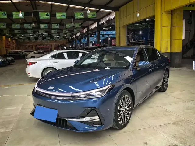 Geely Galaxy A7 2025 EM-i