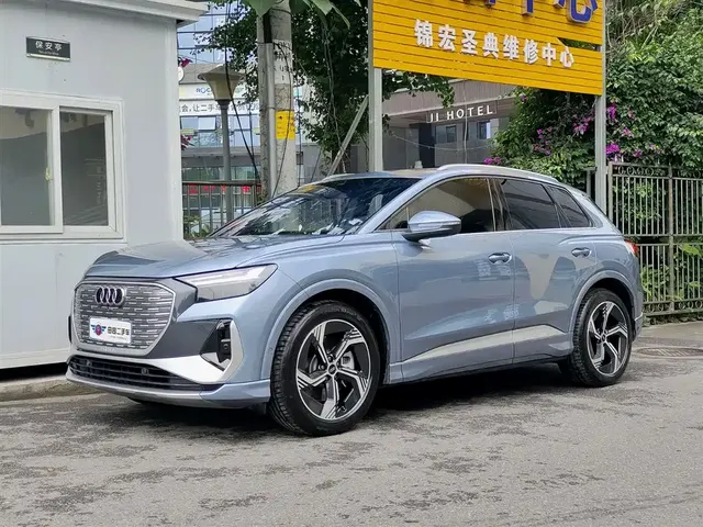 Audi Q4 e-tron 2022 40 e-tron Creation Edition