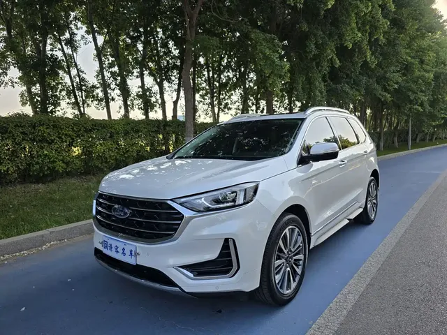 Ford Edge 2021 Facelift PLUS EcoBoost 245 FWD Luxury 7-Seater