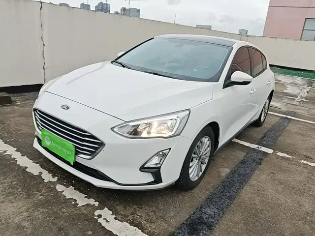 Ford Focus 2019 Hatchback EcoBoost 180 Automatic Fengchao