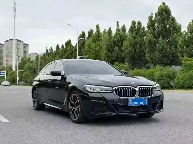 BMW 5 Series 2018 525Li M Sport Package