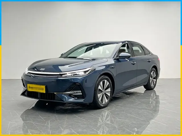 Geely Galaxy A7 2025 EM-i 150km Long Voyage Edition