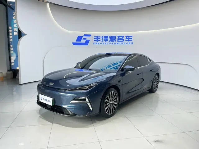 Geely Galaxy Xingyao 8 2025 130km EM-P Starship Edition