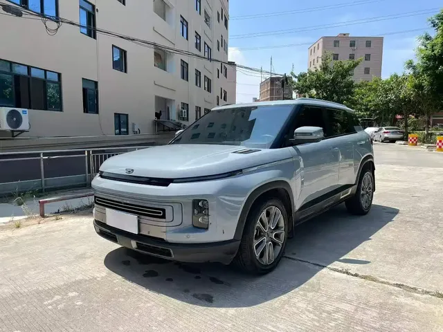 Geely ICON 2020 1.5TD i9 BSG