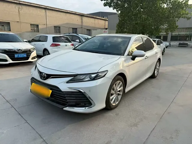 Toyota Camry 2021 2.0G Luxury Edition