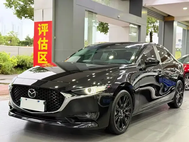 Mazda 3 Axela 2023 2.0L Auto Zhiyao