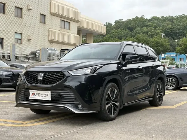Toyota Crown Kluger 2023 2.5L HEV AWD Premium Edition