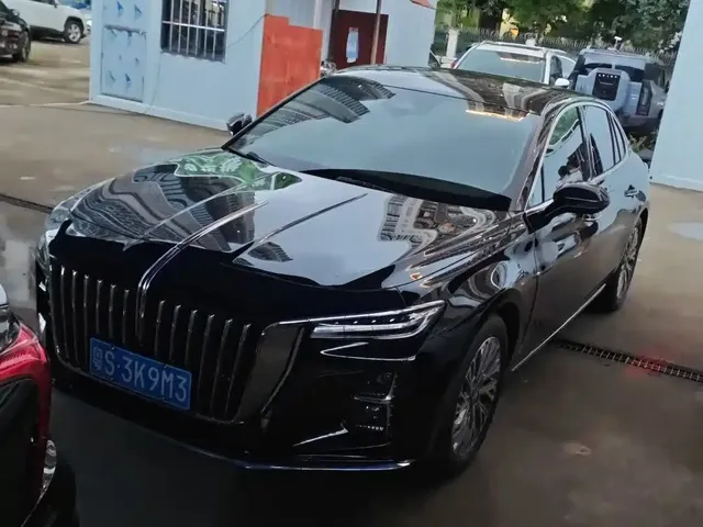 Hongqi H5 2023 2.0T Auto Smart Connect Flagship