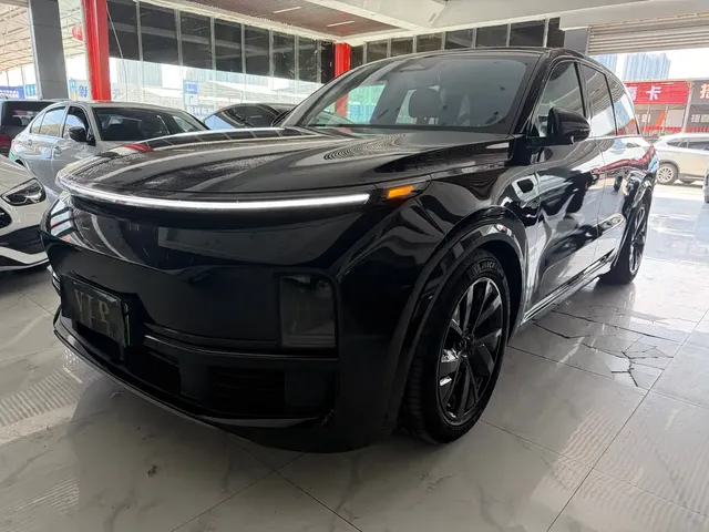 Li Auto Li L8 2023 Pro
