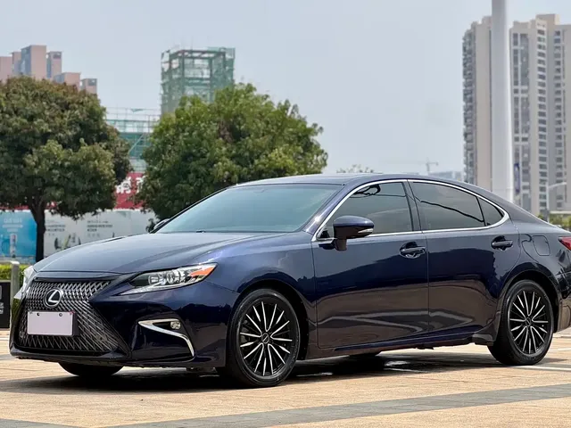Lexus ES 2015 200 Elite Edition