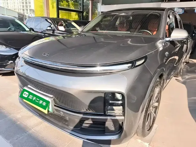 Li Auto Li L8 2023 Pro