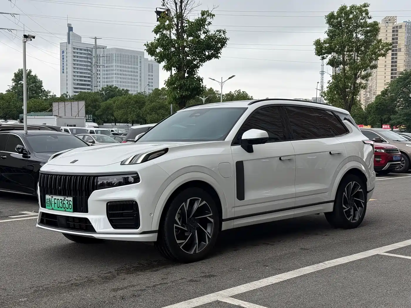 Lynk & Co 09 EM-P 2021 2.0T PHEV Halo 6-seater