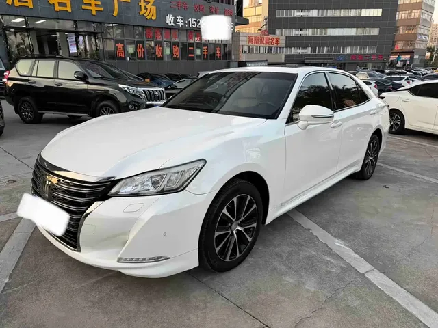 Toyota Crown 2018 2.0T Fashion Edition