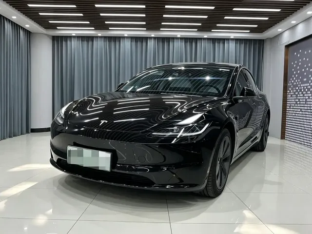 Tesla Model 3 2023 Long Range All-Wheel Drive