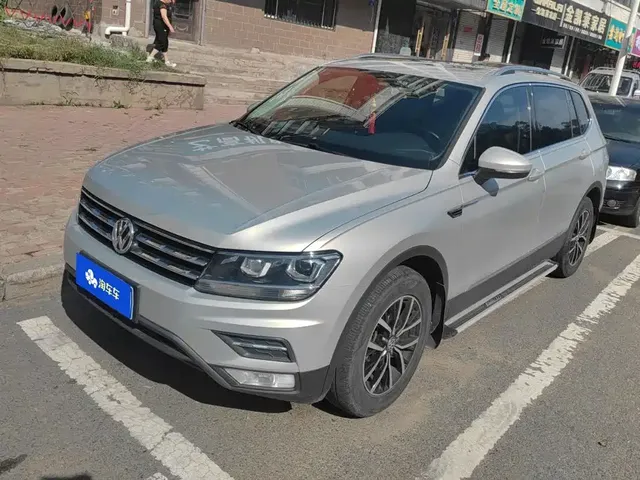 Volkswagen Tiguan L 2017 330TSI Automatic 2WD Luxury Edition