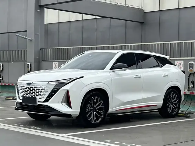 Changan Oshan Z6 2023 Blue Whale 1.5T DCT Smart Leader Urban Edition