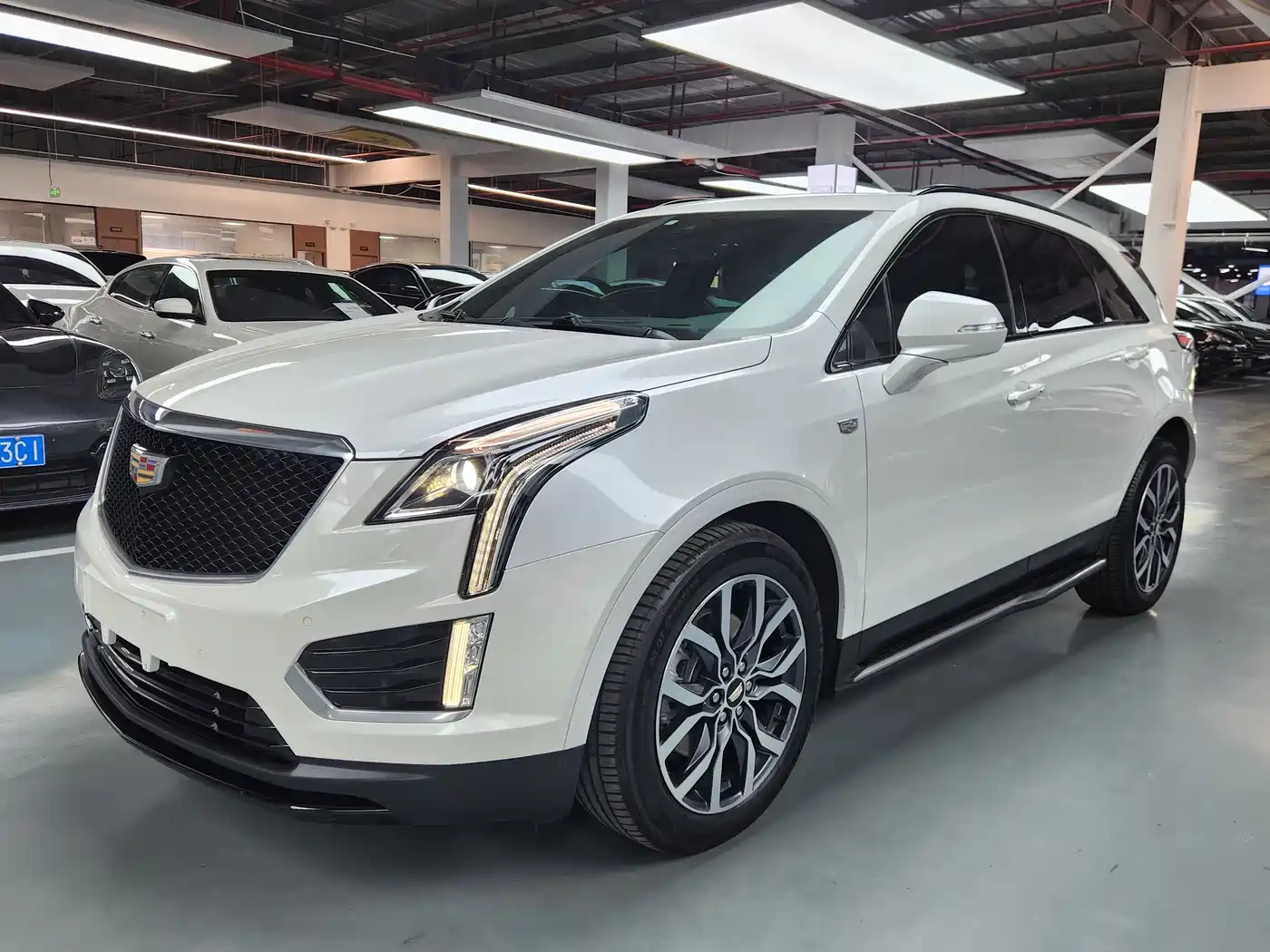 Cadillac XT5 2023 2.0T 2WD Fashion Edition