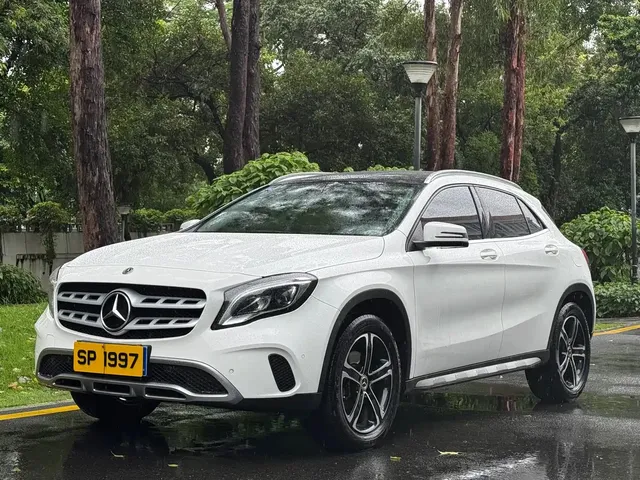 Mercedes-Benz GLA 2018 GLA 200 Fashion