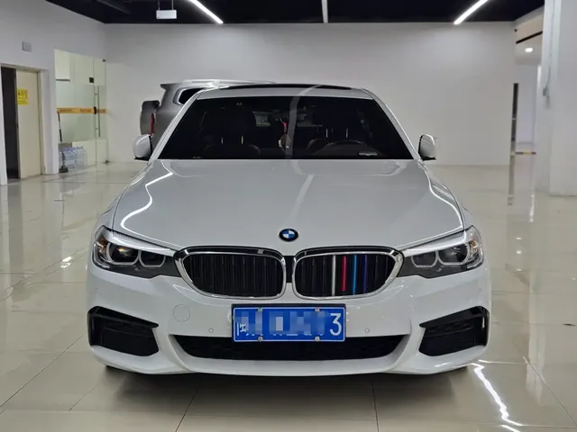 BMW 5 Series 2020 525Li M Sport Package
