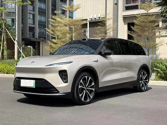 NIO ES8 2023 100kWh