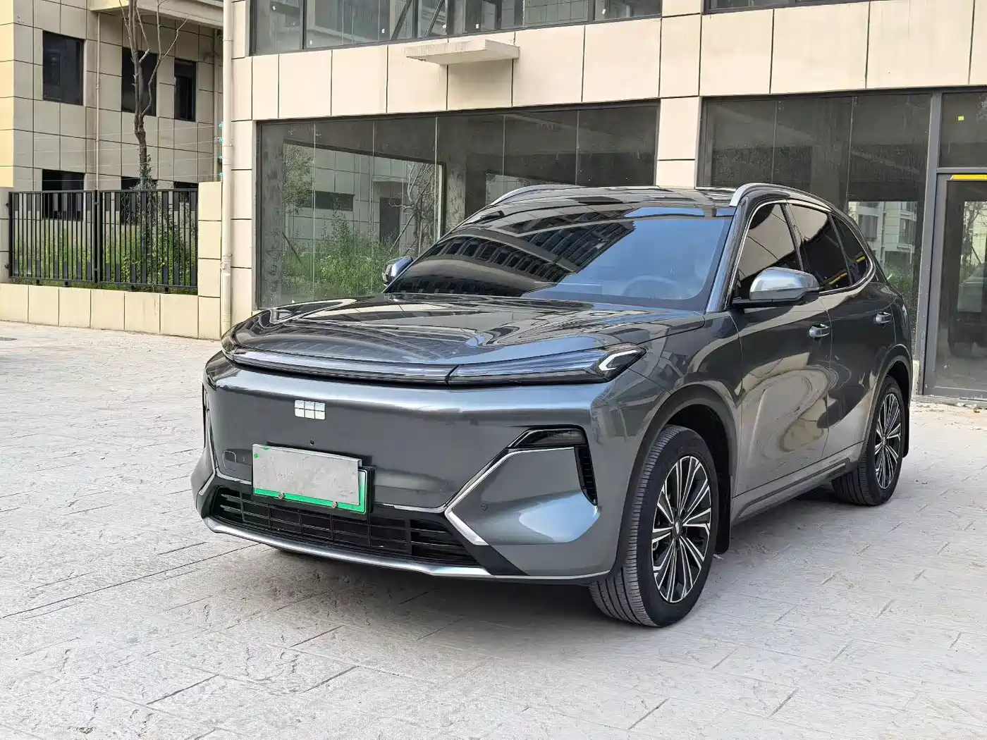Geely Galaxy Starship 7 EM-i 2025 120km Navigation Edition