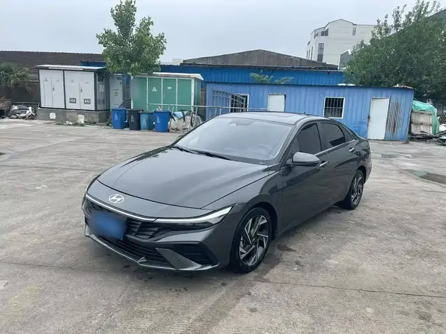 Hyundai Elantra 2023 Model 1.5L CVT LUX Premium Edition