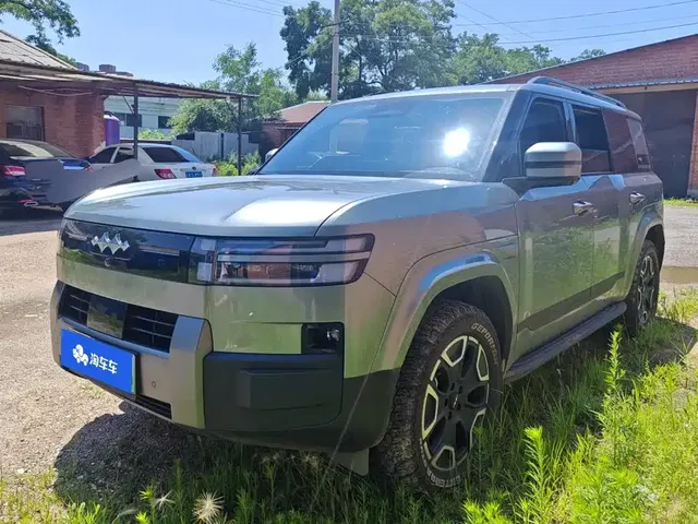 Fang Cheng Bao Titanium 7 2025 190KM All-Wheel Drive Max Edition