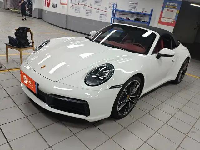 Porsche 911 2022 Carrera Cabriolet 3.0T