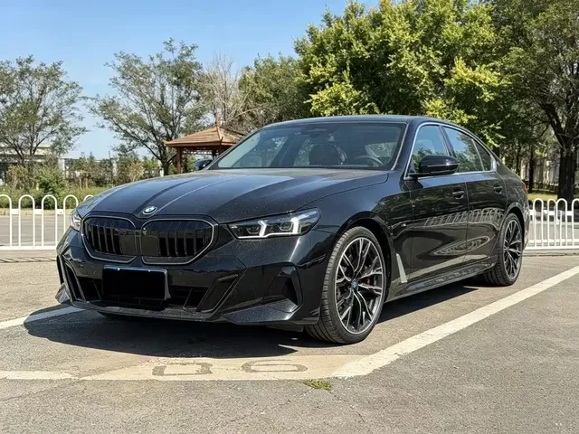 BMW 5 Series 2026 530Li Exclusive M Sport Package