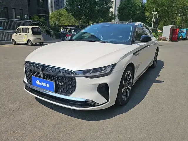 Lincoln Z 2024 2.0T Premium Edition