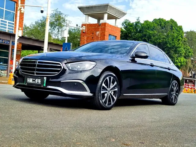 Mercedes-Benz E-Class New Energy 2022 Facelift II E 350 e L Plug-in Hybrid Sedan