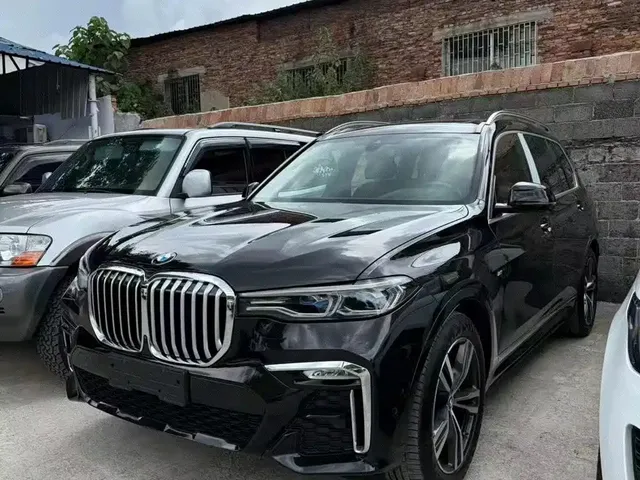 BMW X7 2022 xDrive40i Exclusive M Sport Package