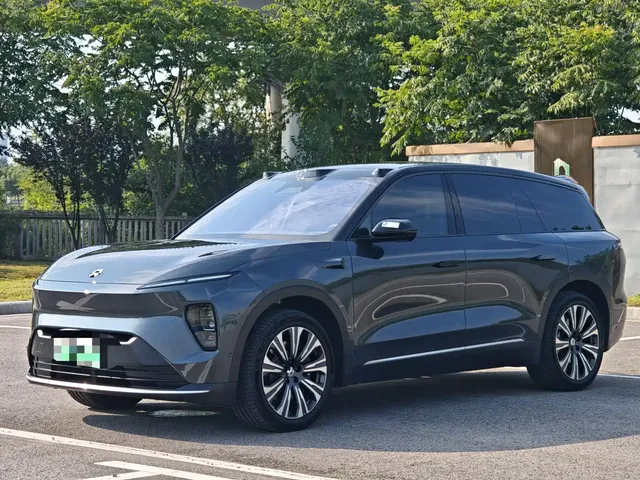 NIO ES8 2024 75kWh