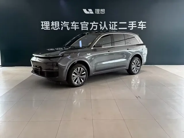 Li Auto Li L8 2025 Max Smart Renewal Edition