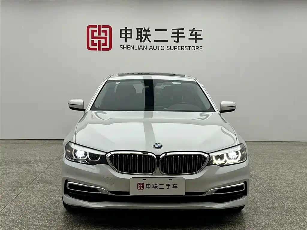 BMW 5 Series 2020 525Li Luxury Package