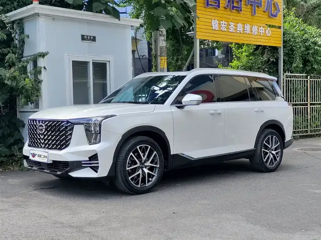 GAC Trumpchi GS8 2022 Pilot Series 2.0TGDI 2WD Premium Edition (7-Seater)