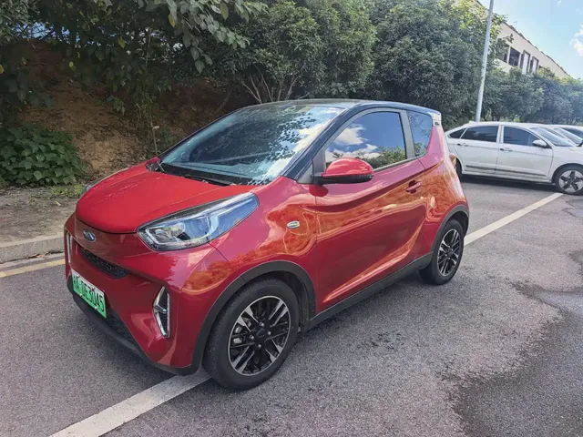 QQ New Energy Little Ant 2022 Sweet Pink Edition Half Sugar Version LFP Lithium 30kW 301km
