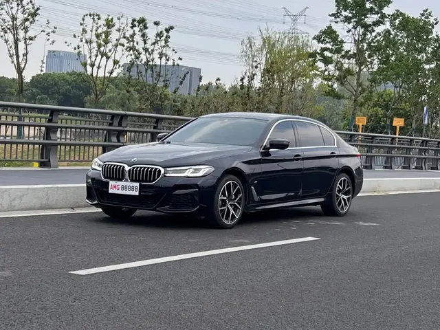 BMW 5 Series 2022 530Li Exclusive M Sport Package