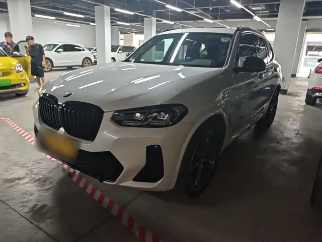 BMW X3 2022 xDrive30i Leading M Night Package
