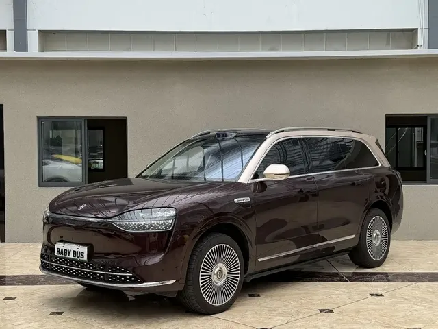 AITO Wenjie AITO M9 2025 Extended Range Ultra 52kWh 5-Seater
