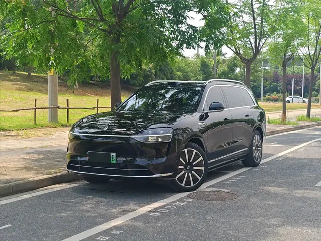 AITO Wenjie AITO M9 2024 Extended Range Ultra 42kWh 6-Seater