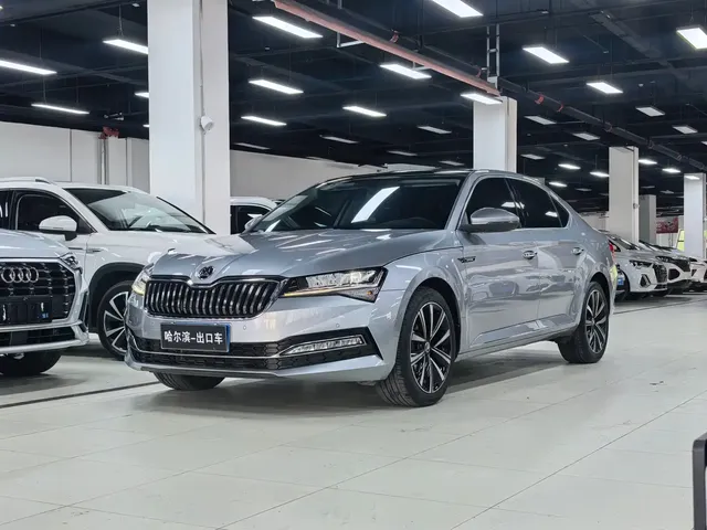 Škoda Superb 2023 Facelift TSI280 DSG Premium Edition