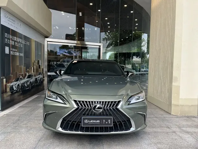 Lexus ES 2023 200 Excellence Edition